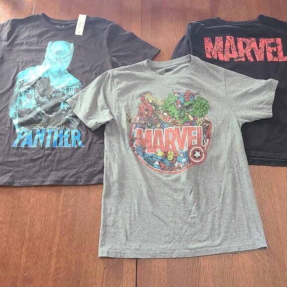 Lot of 3 Marvel T-Shirts Youth Size 16-18 or Adult Small - Picture 1 of 16